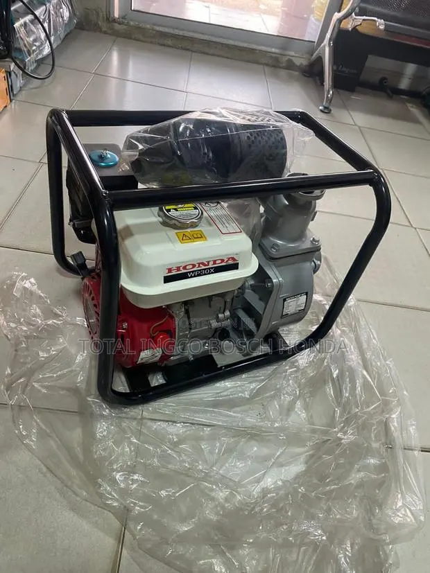Honda 6.5hp Water Pump* · Photo 1