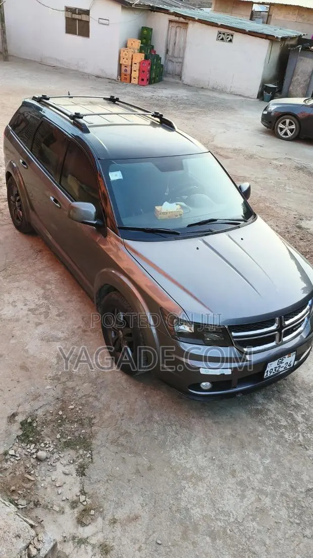 Dodge Journey 2013 Gray · Photo 1