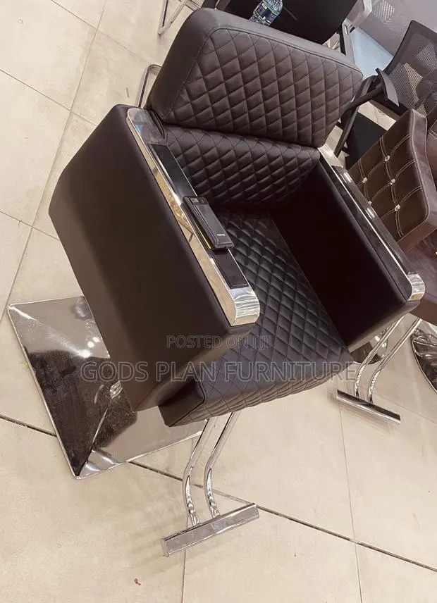 Hydraulic Barber/ Salon Chair · Photo 2
