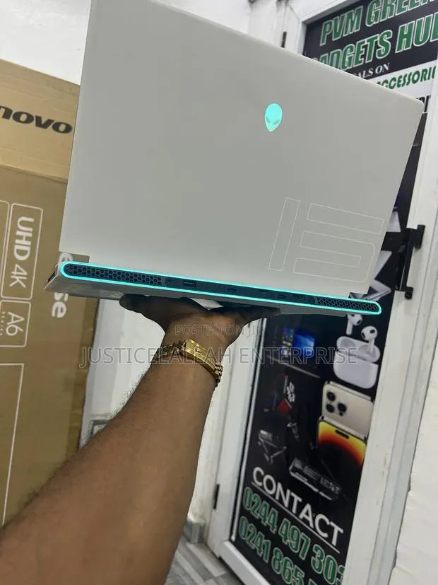 Laptop Alienware X15 R1 16GB Intel Core i7 SSD 512GB · Photo 1