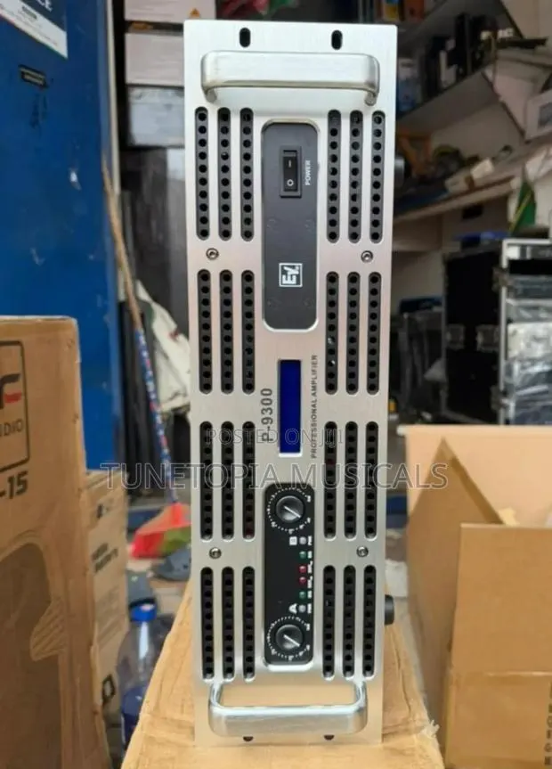 Electro-voice (Ev) P-9300 Professional Power Amplifier · Photo 1