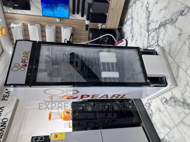 The Perfect Cooling Pearl Display Fridge PVC 424-2b. · Photo 1