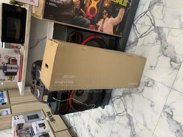 Exclusive Samsung 9.1.4ch Bluetooth 540 Watts Hw-Q930f 2025 Soundbar · Photo 1