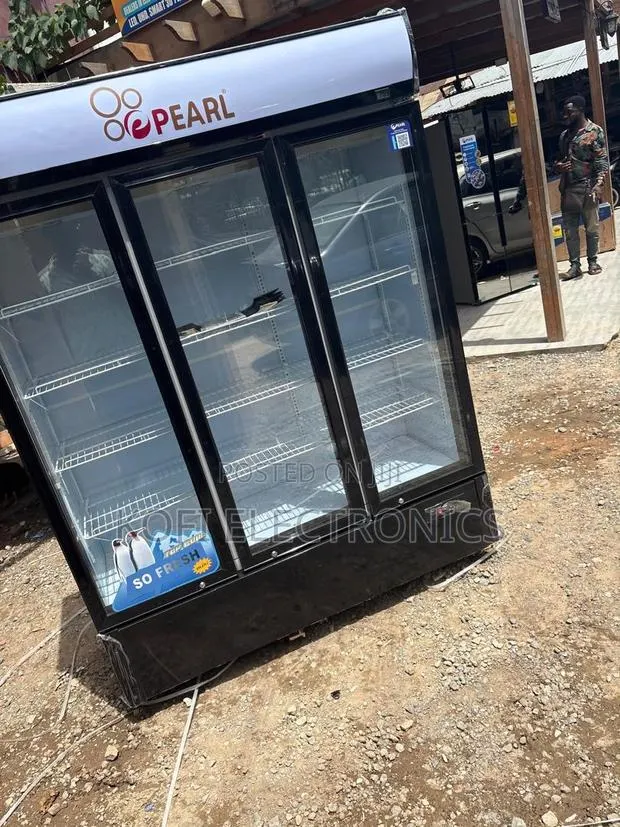 Pearl 950l Commercial Display Fridge With Glass Doors · Photo 1