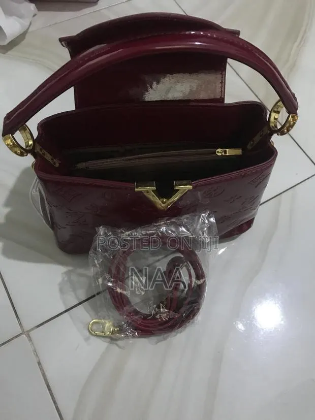 Regy’s Ladies Bag · Photo 1