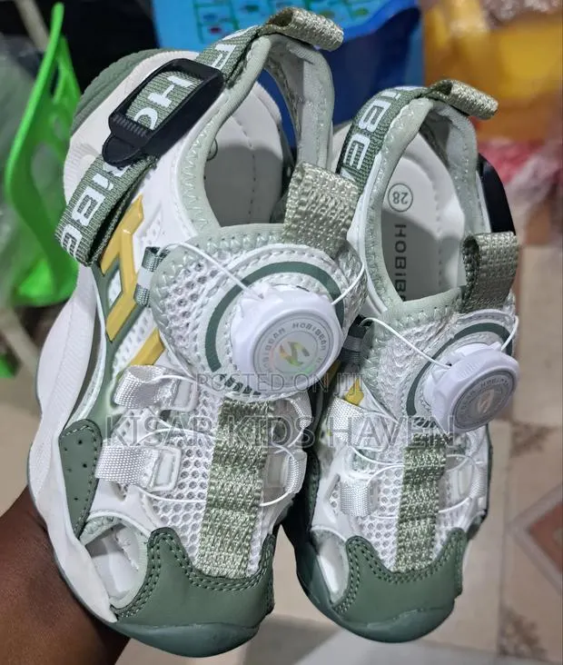 Nice Kids Sandals Size 28 · Photo 1