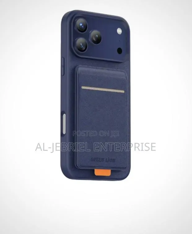Leather Case With Card Holder (17 Promax) · Photo 1