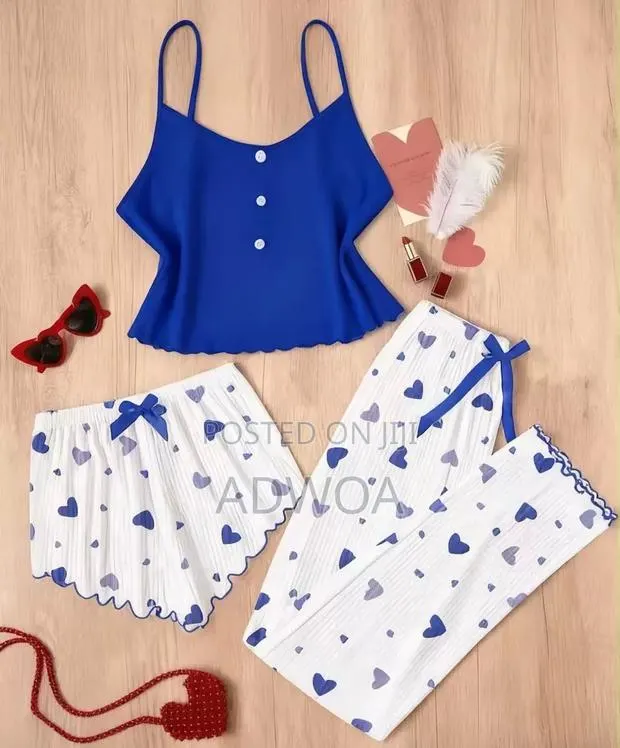 Adjoarh’s Closet · Photo 1