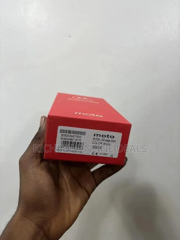 New Motorola Edge (2024) 256 GB Black · Photo 1