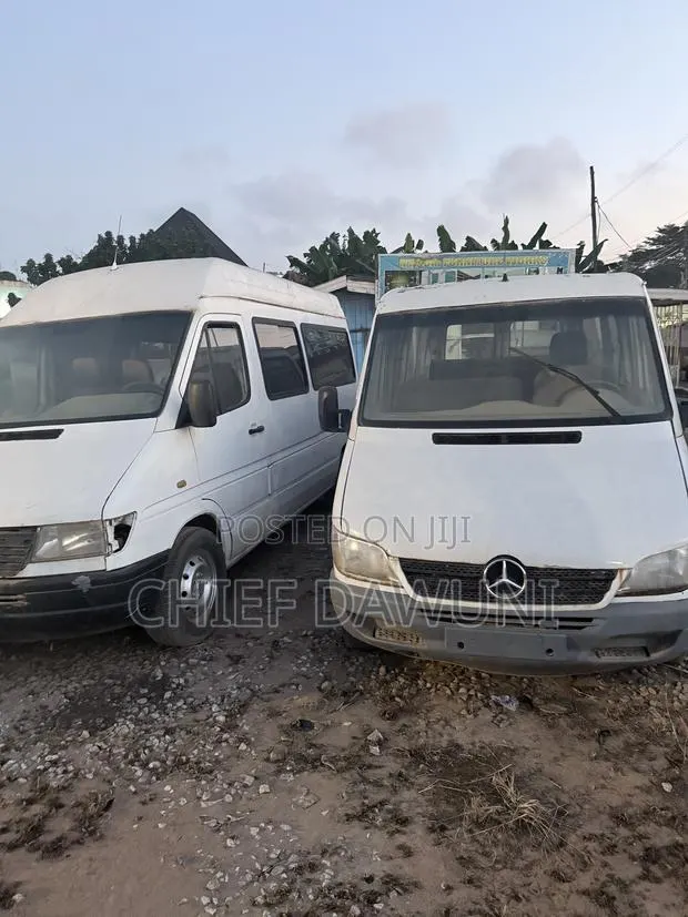 Mercedes-Benz Sprinter 2013 White · Photo 1