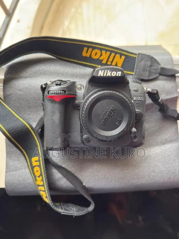 Nikon D7000 16.2MP DSLR Camera Body · Photo 1