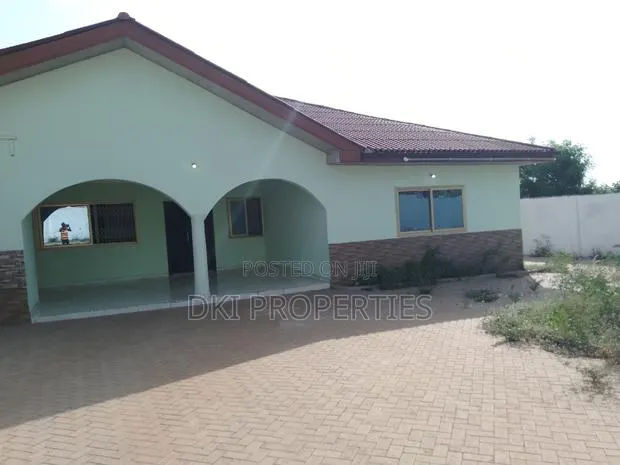 4bdrm House in Dki Properties, Valley View Area for sale · Photo 1