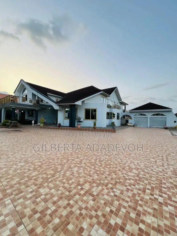 6bdrm House in Oyarifa Mall Area for rent · Photo 1