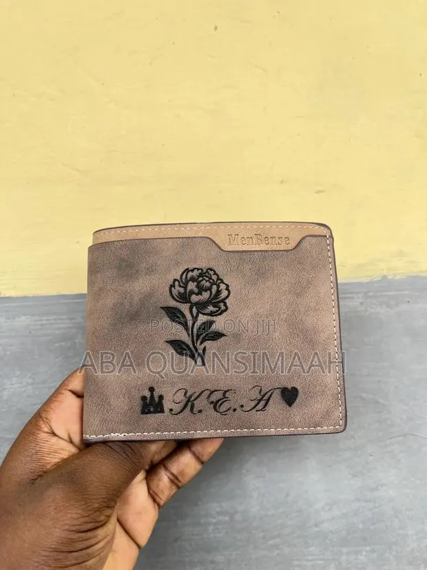 Customized Wallets · Photo 1