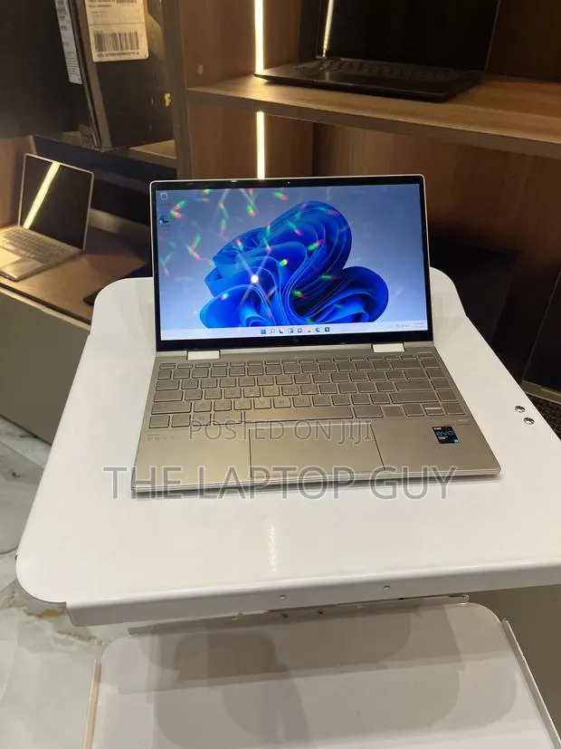 Laptop HP Envy 13 8GB Intel Core i7 SSD 512GB · Photo 1