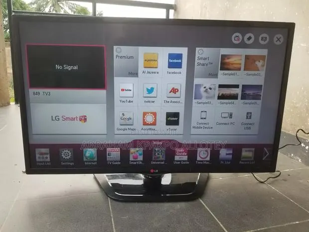 Lg 39" Smart Satellite Tv · Photo 1