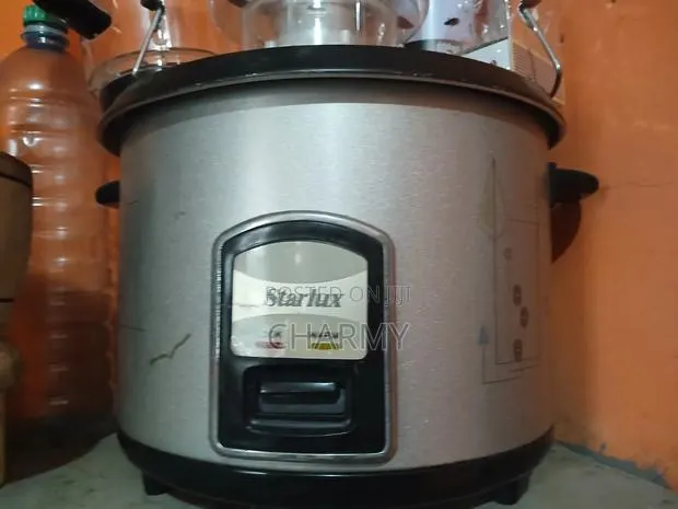 Starlux Rice Cooker · Photo 1