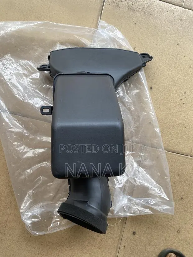 Highlander 2014,2015,2016,2017,2018,2019 Air Intake or Outlet · Photo 1