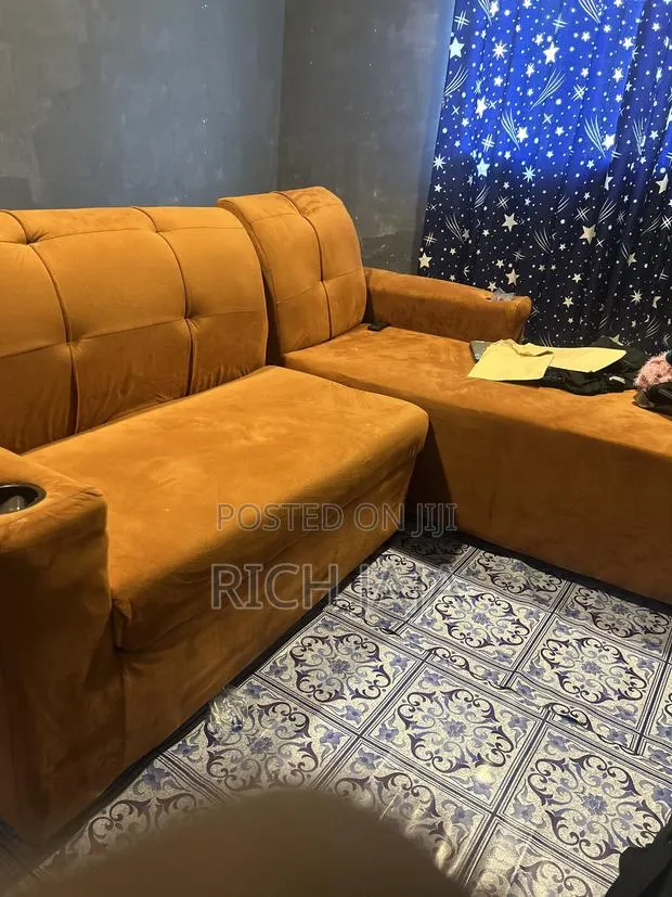 L Shape Sofa Chair · Photo 1