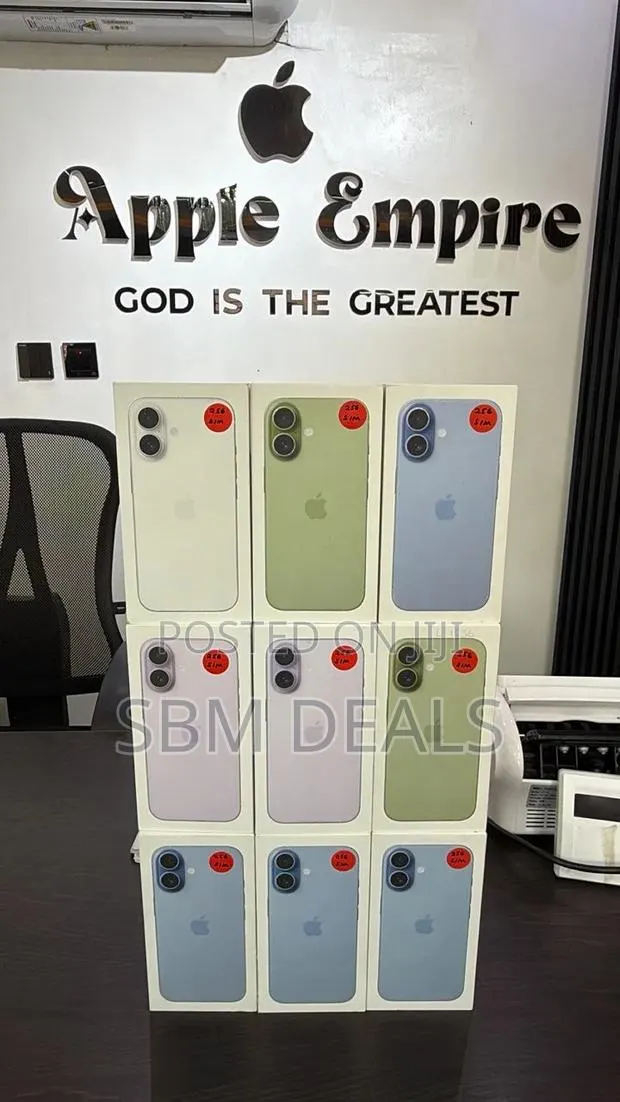 New Apple iPhone 17 256 GB Green · Photo 1