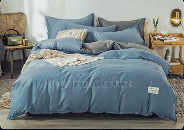 King Size Warm Comfy Zip Enclosed Duvet Set · Photo 1