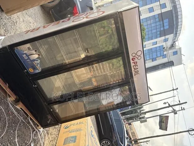Pearl 780l Ultra-Spacious Store Fridge · Photo 1