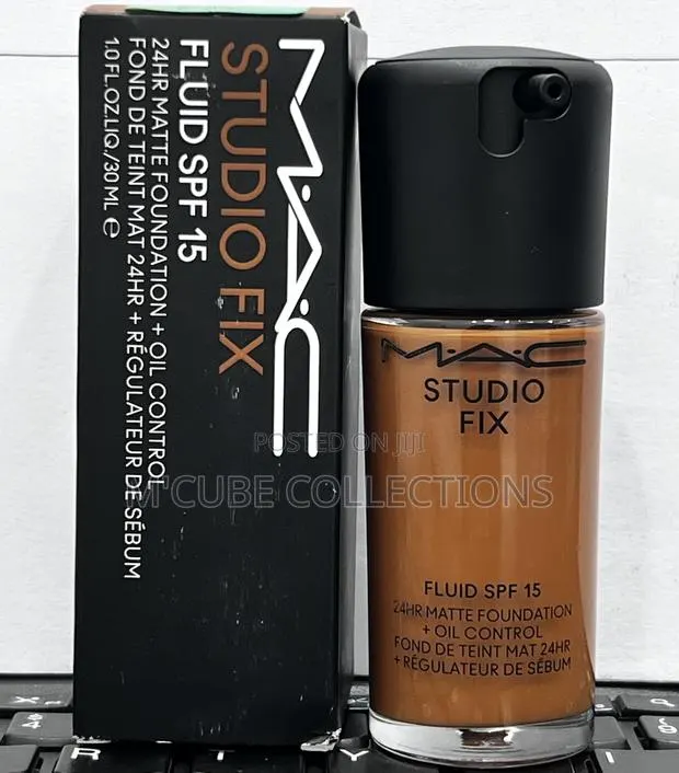Mac Studio Fix Fluid Spf15 Foundation _Nw45 · Photo 1