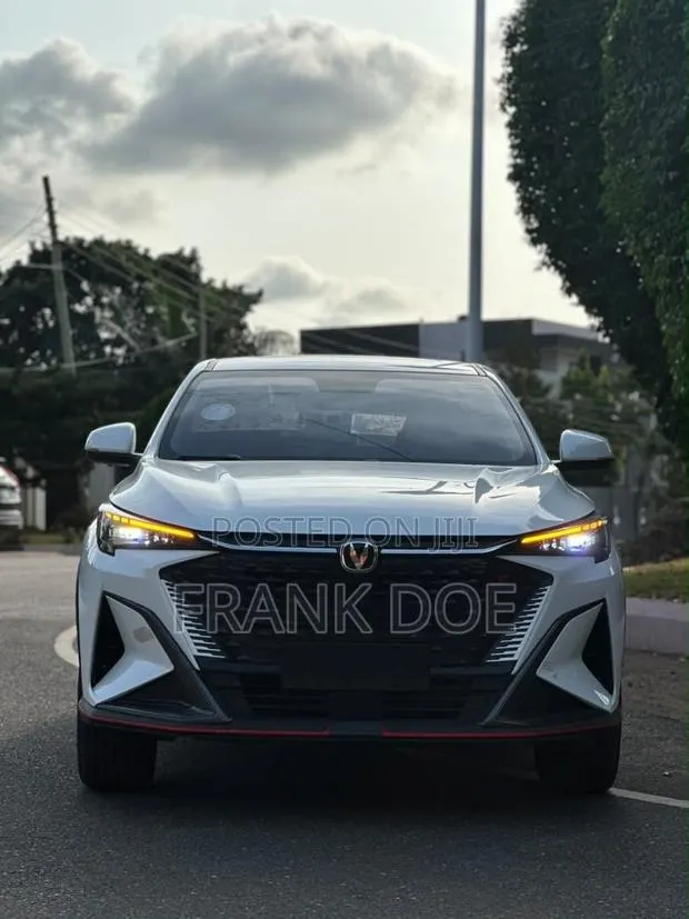 Changan X5 Plus 1.5 Blue Core FWD 2025 White · Photo 1