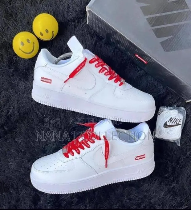“White” Air Force Supreme · Photo 1