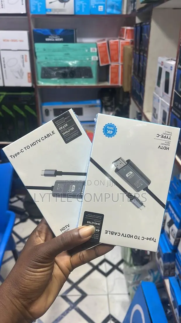 Type C to HDMI Cable · Photo 1