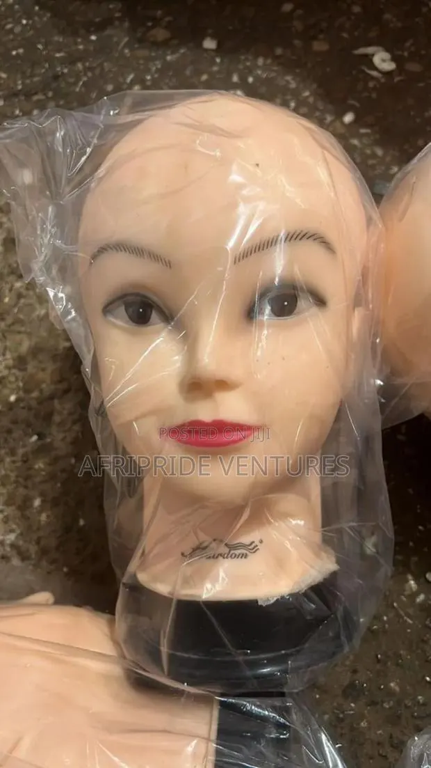 Pinnable Dummy Head · Photo 1