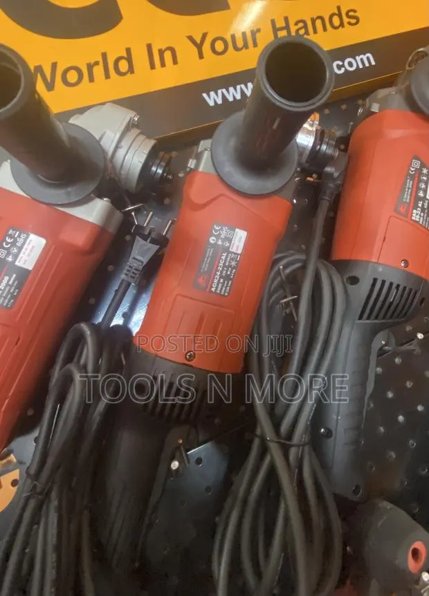 Stayer Angle Grinder 2400w · Photo 1