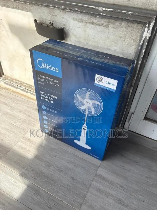 Reliable Cooling Midea Rechargeable Fan · Photo 1