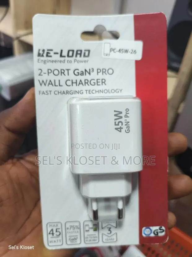 RE-LOAD 2-Port \Text{GaN}^3 Pro Wall Charger · Photo 1