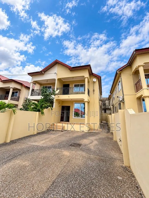3bdrm Duplex in Oak Villa, Abokobi for sale · Photo 1