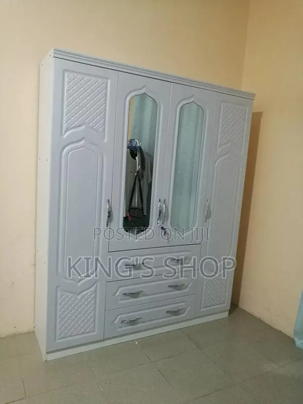 Foreign 4doors Wardrobe · Photo 1