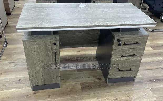 Office Table (Ag481) · Photo 1