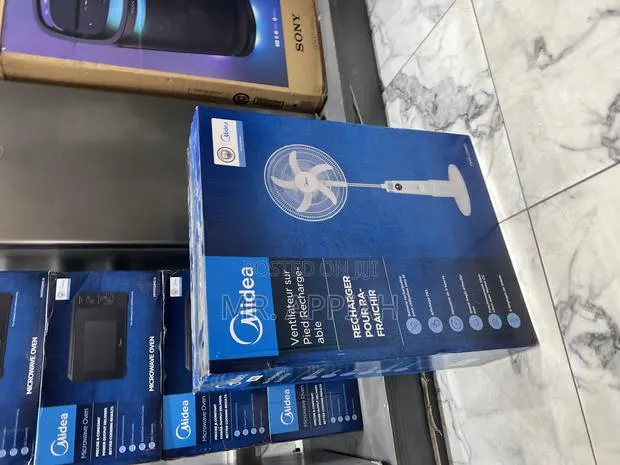 Premium Midea 18 Inch Rechargeable Standing Fan With Led Light · Photo 1