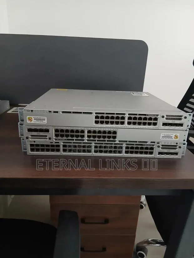 Cisco Catalyst 3850 Poe Switch Usa Used · Photo 1