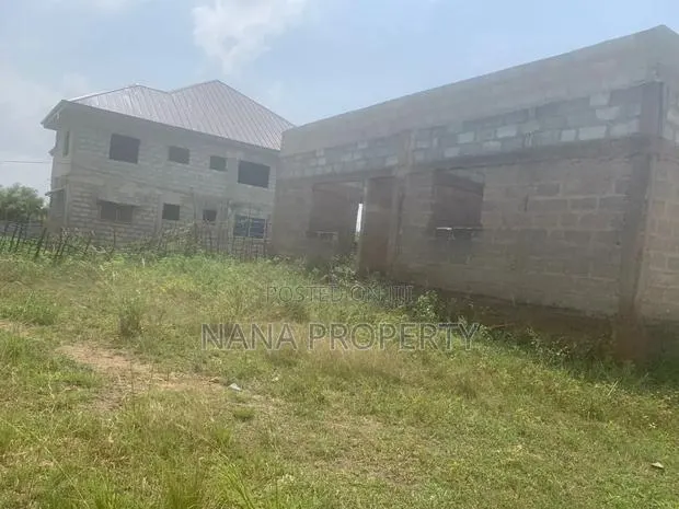 Quarter Plot of Land for Sale Located at Oyibi Saasabi · Photo 1