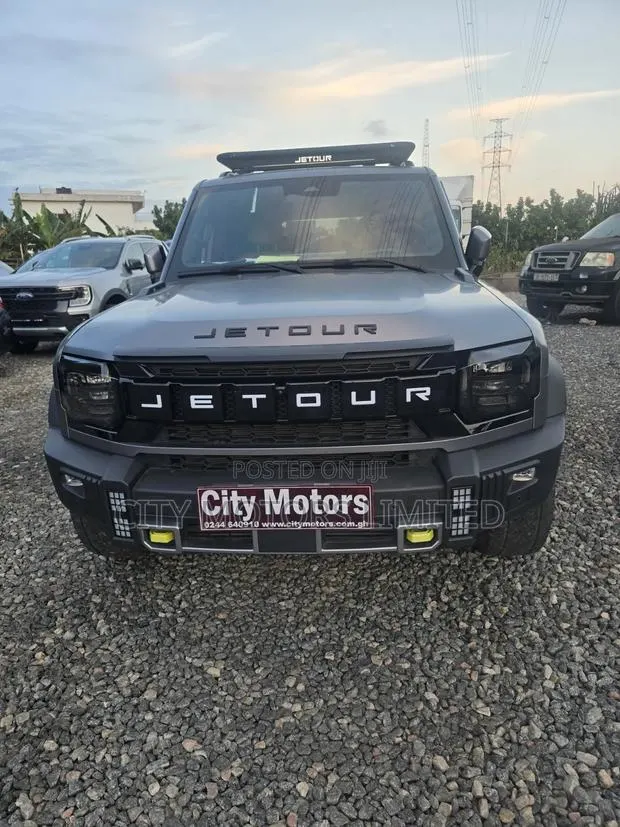 Jetour T2 2.0 Petrol AWD 2023 Gray · Photo 1