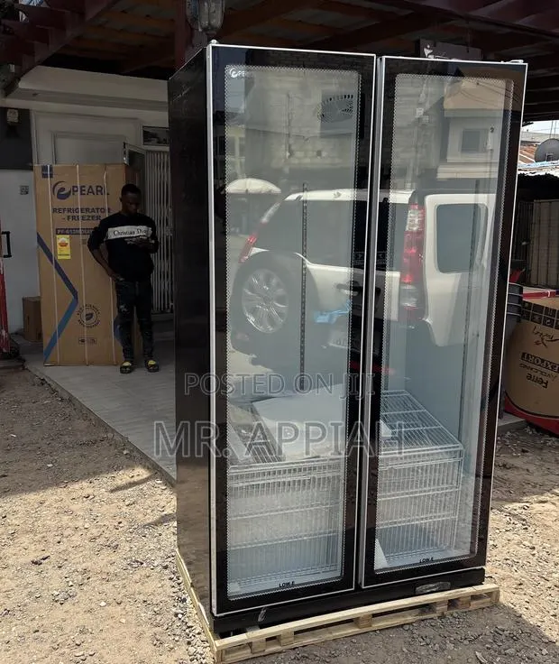 Energy Sufficient Pearl PVC-801-27AA Display Refrigerator(Black) · Photo 1