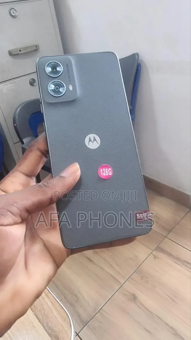 New Motorola Moto G Power (2025) 128 GB Green · Photo 1
