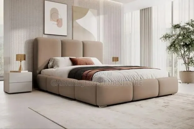 Royal Double Bed With Mattress · Photo 1