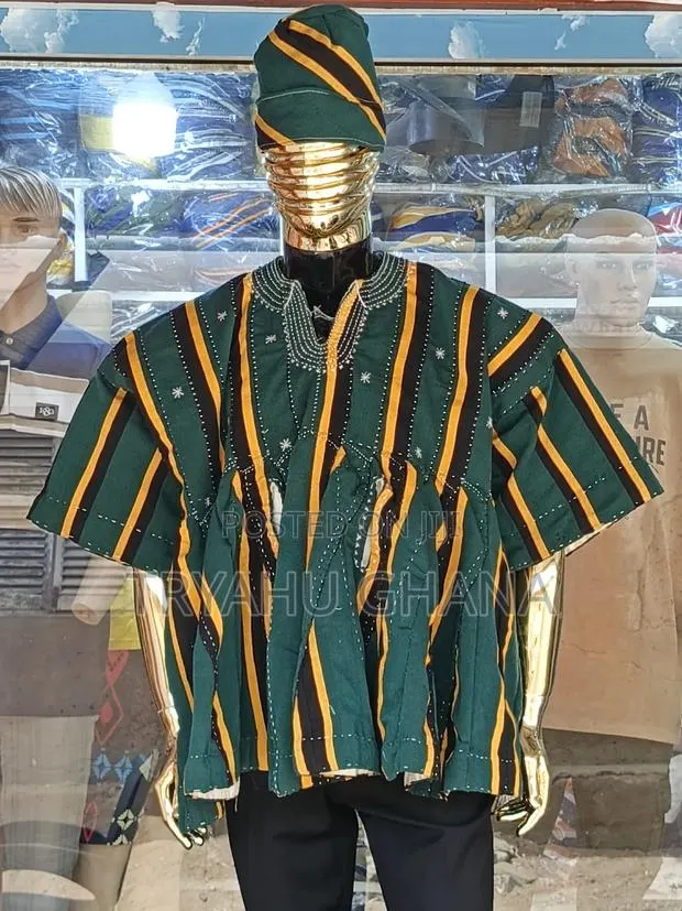 Buy Now Royal Executive Batakari Smock – Premium Fugu for Weddings · Photo 1