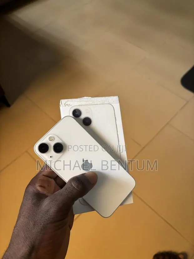 Apple iPhone 13 Mini 128 GB White · Photo 1