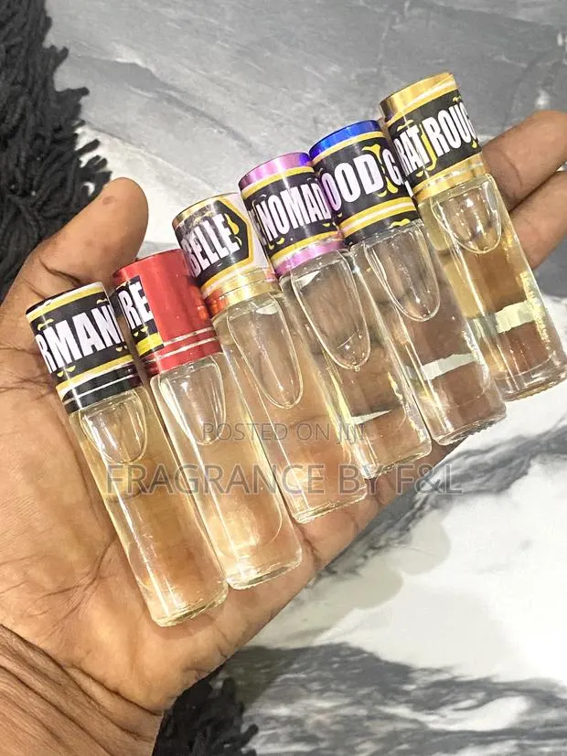 Perfume Oils · Photo 1