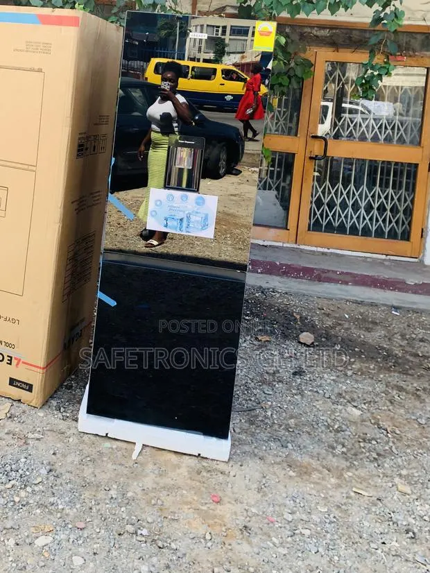 Lastest Good Legacy 311L Black Mirror Glass Refrigerator · Photo 1