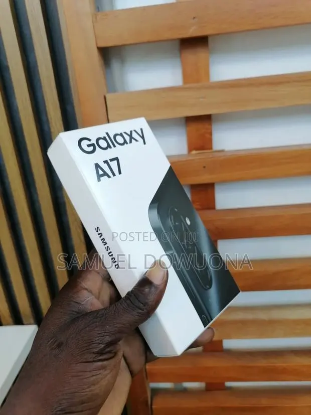 New Samsung Galaxy A17 5G 128 GB Black · Photo 1