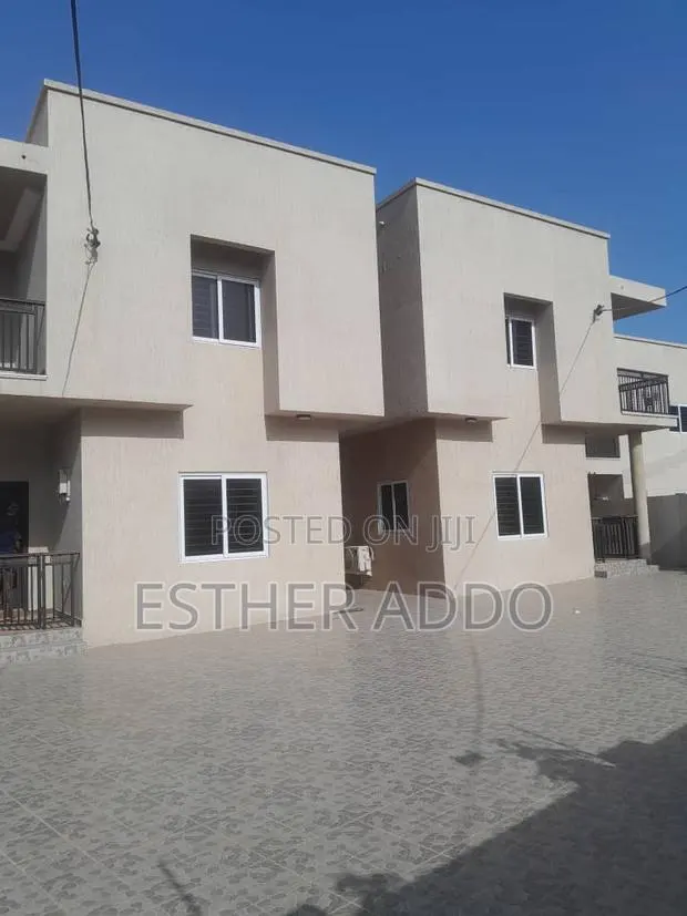 3bdrm Duplex in American House for rent · Photo 1